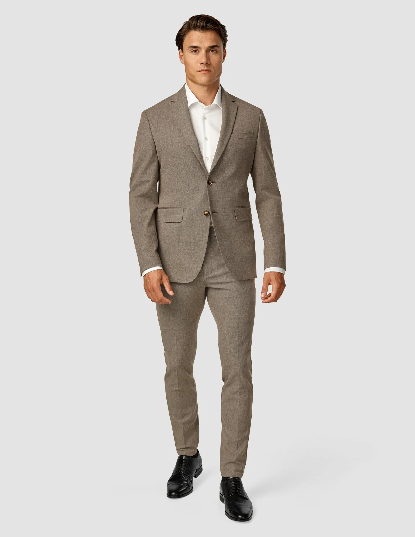 Essential Suit Almond